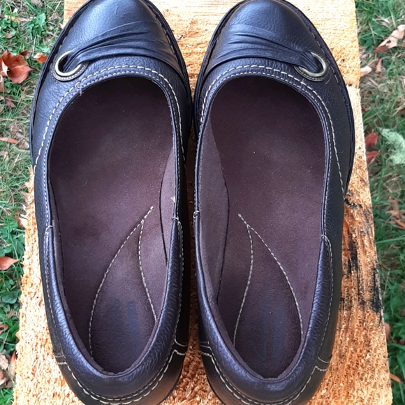 LADIES CLARKS Genuine Leather Flats shoes Brown color Size 8 - Picture 5 of 11